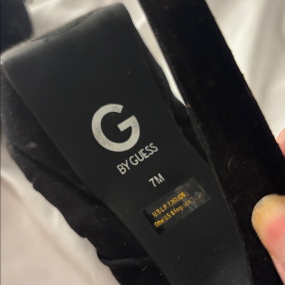 FINAL MARKDOWN Guess Black Peep-Toe Heeled Boots 7 - Picture 8 of 10